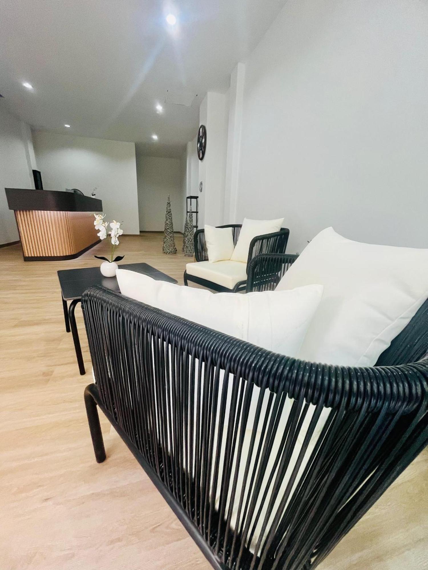 28 Boutique Hotel Patong Extérieur photo