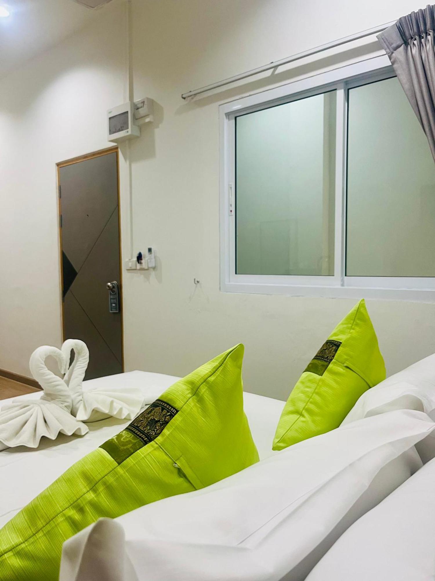 28 Boutique Hotel Patong Extérieur photo