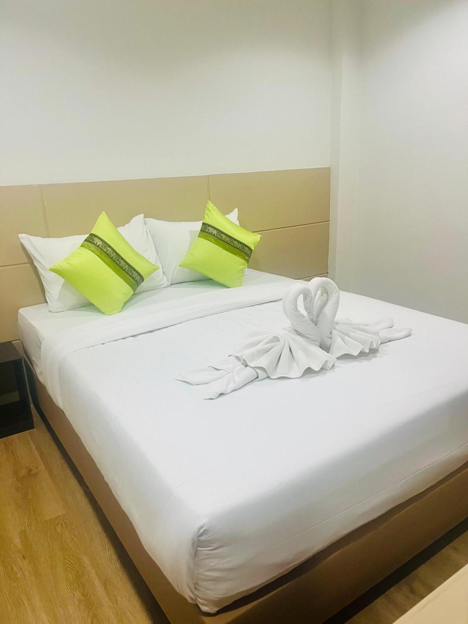 28 Boutique Hotel Patong Extérieur photo