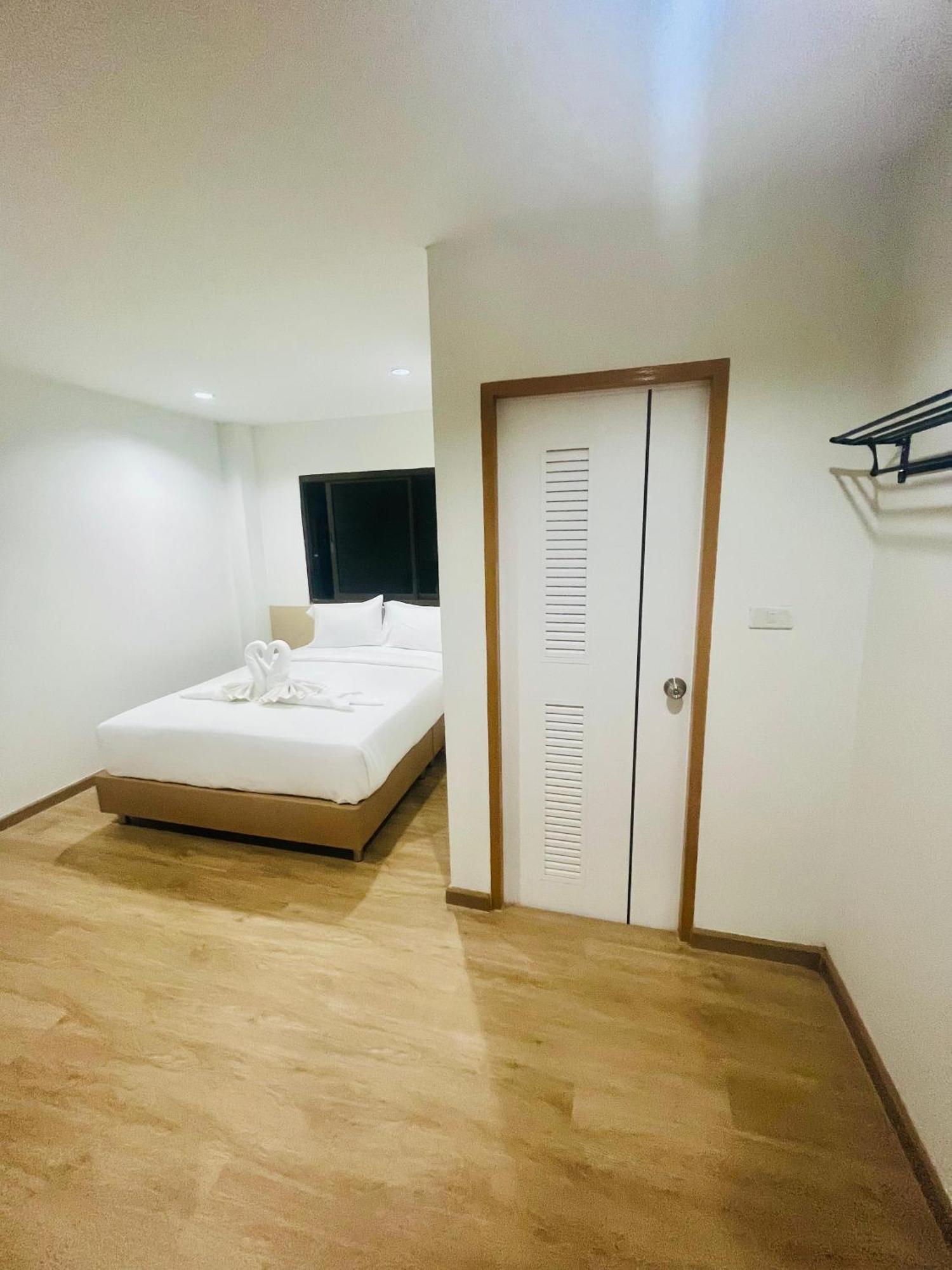 28 Boutique Hotel Patong Extérieur photo