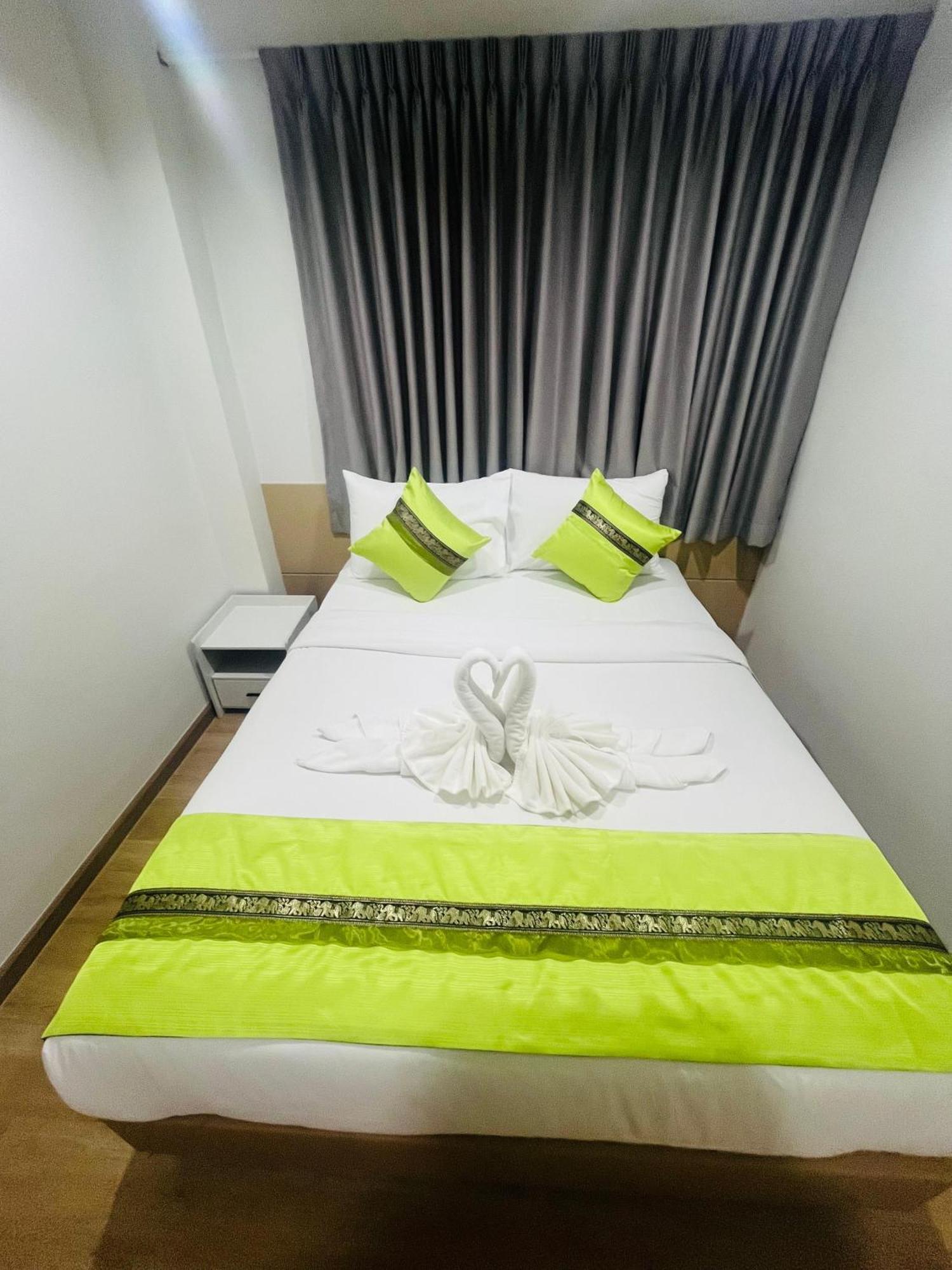 28 Boutique Hotel Patong Extérieur photo